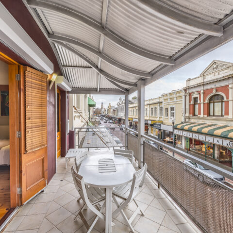 Rialto Apartments