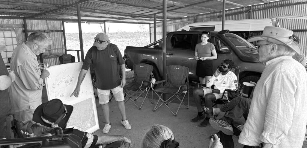 Learning on Country: Presence as Practice